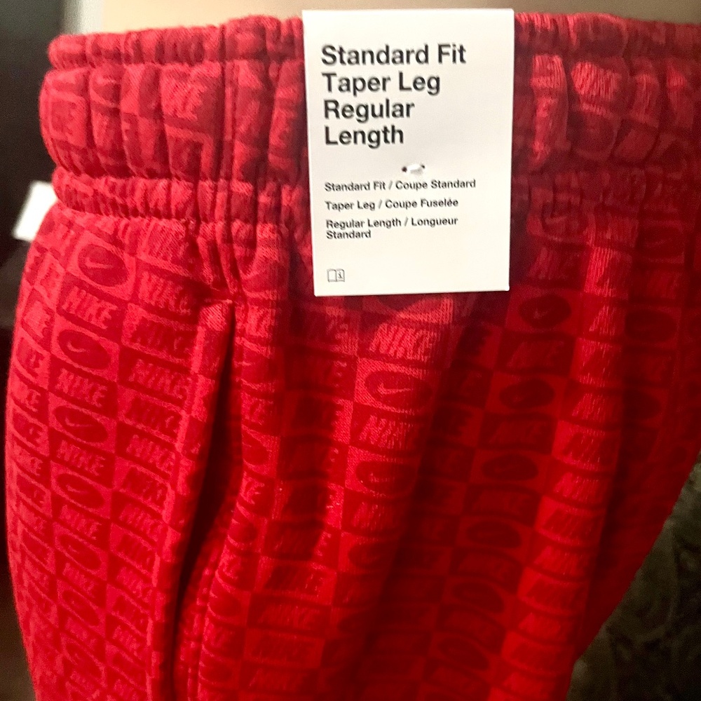 Nike standard fit taper leg regular length jogger logo pants red